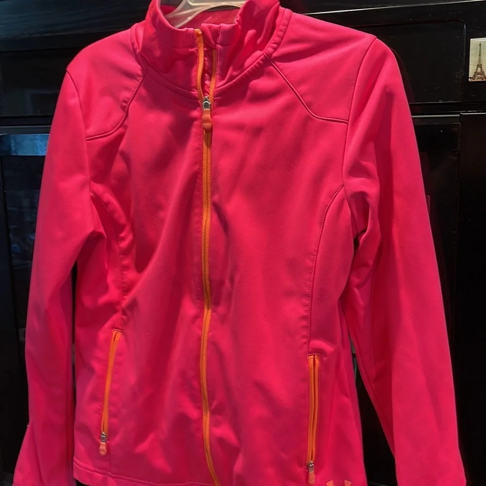 Girl’s UA zip jacket YXL